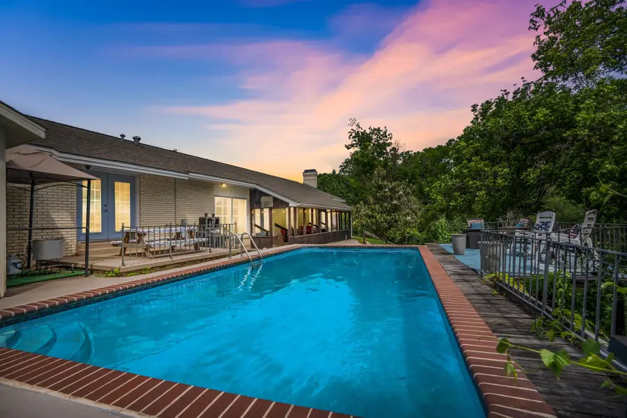 2509 Wooded Acres Drive, Waco, TX 76710 - Image #3