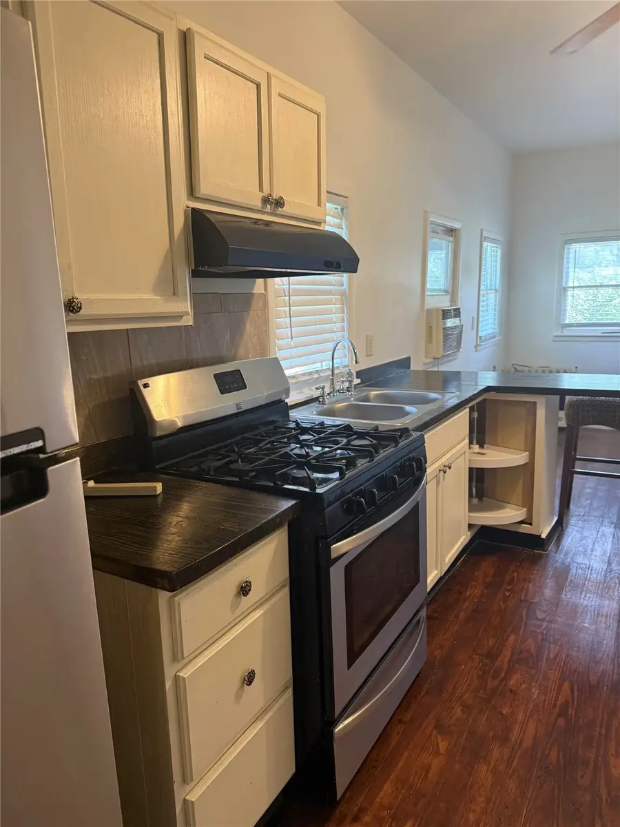 801 W Walker Street, Denison, TX 75020 - Image #3