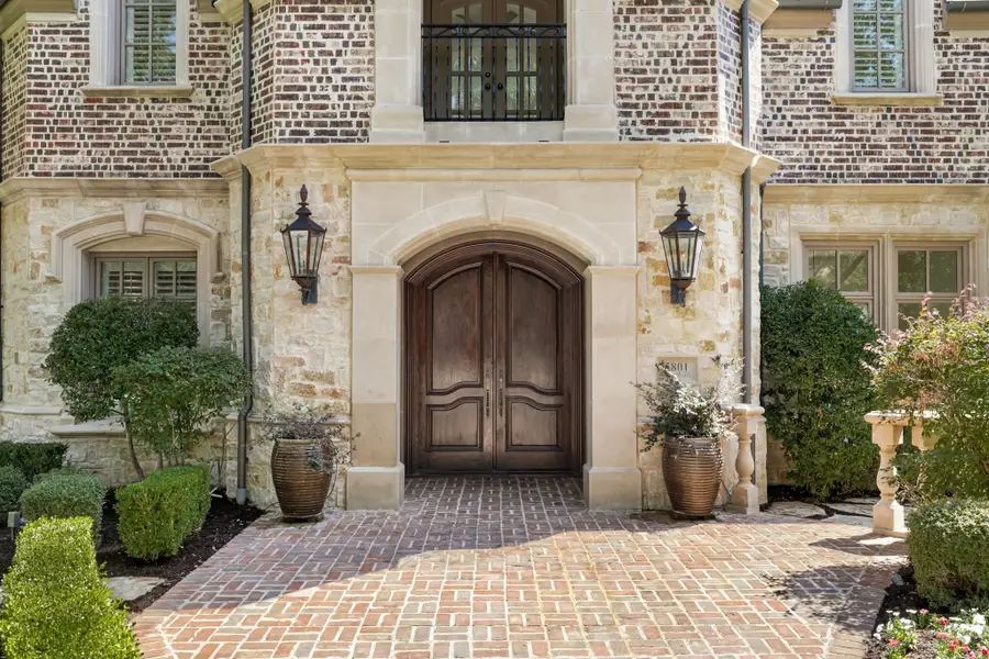 5801 Versailles Avenue, Frisco, TX 75034 - Image #2