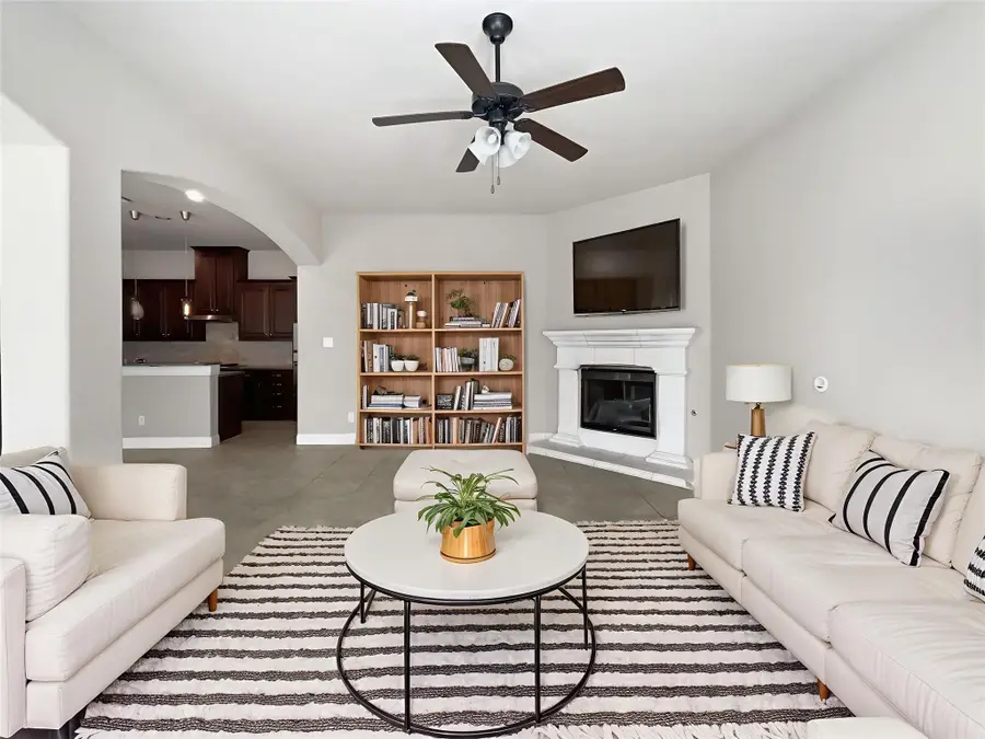 904 Memory Lane, McKinney, TX 75072 - Image #2