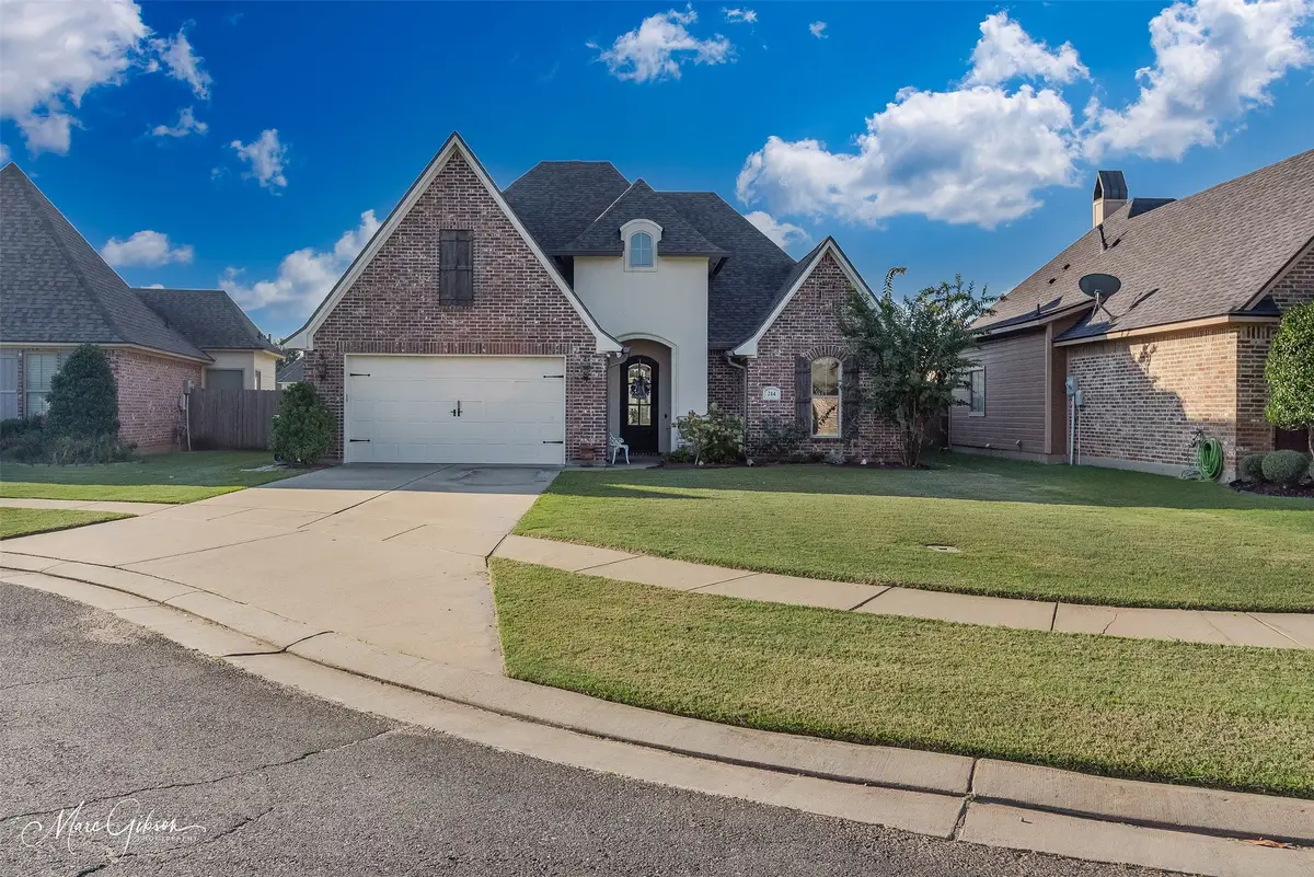 214 Roanoke Circle, Benton, LA 71006 - Image #1