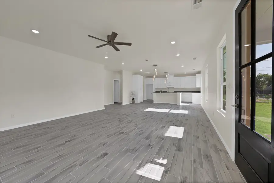 2902 Walnut Street, Greenville, TX 75401 - Image #2