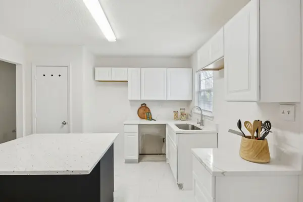 11834 Broadmoor Drive, Dallas, TX 75218