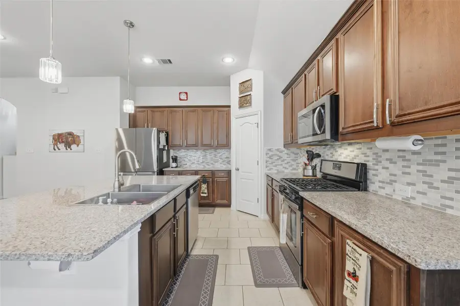 2437 Whispering Pines Drive, Fort Worth, TX 76177 - Image #2