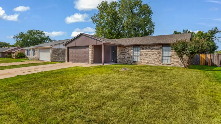 1130 Clark Trail, Grand Prairie, TX 75052 - Image #3