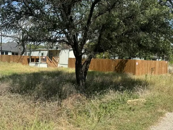3024 Elmwood Drive, Granbury, TX 76048