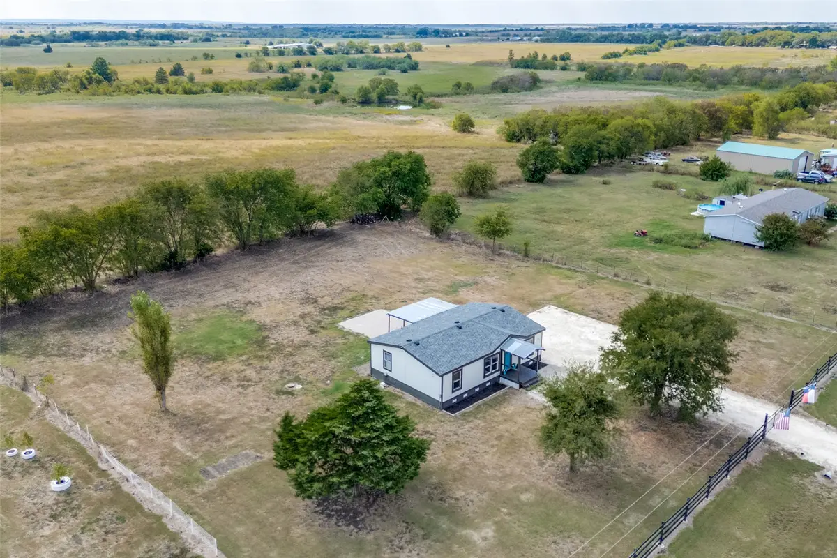 1417 Pheasant Drive, Venus, TX 76084 - Image #1