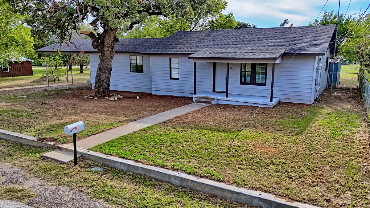 607 Baylor Street, Nocona, TX 76255 - Image #1