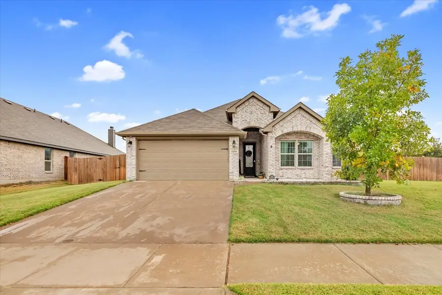 1200 Queens Brook Lane, Fort Worth, TX 76140 - Image #2