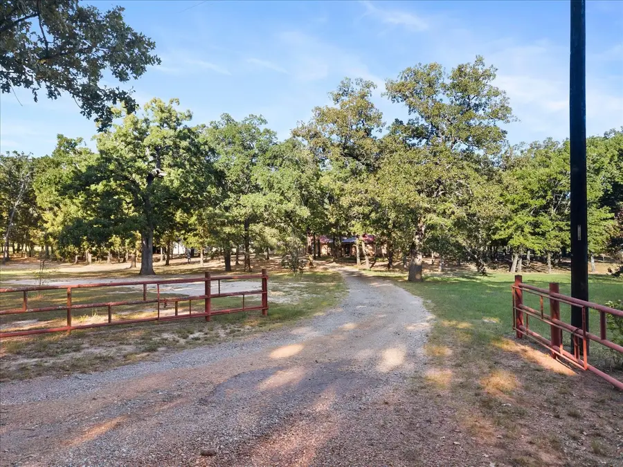 795 Rs County Road 1490, Point, TX 75472 - Image #2