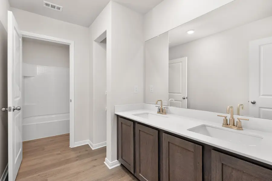 201 Southgate Drive, Terrell, TX 75160 - Image #2