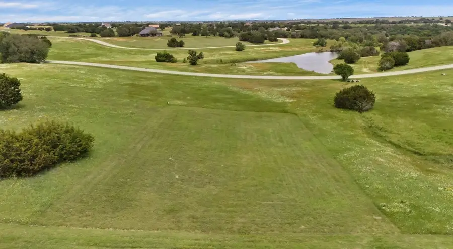 7420 S Aberdeen Drive, Cleburne, TX 76033 - Image #3