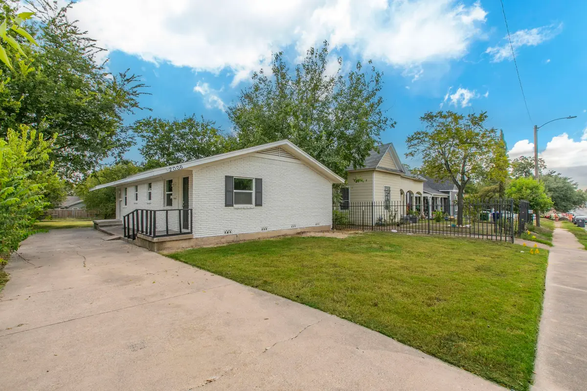 2006 Gorman Avenue, Waco, TX 76707 - Image #1