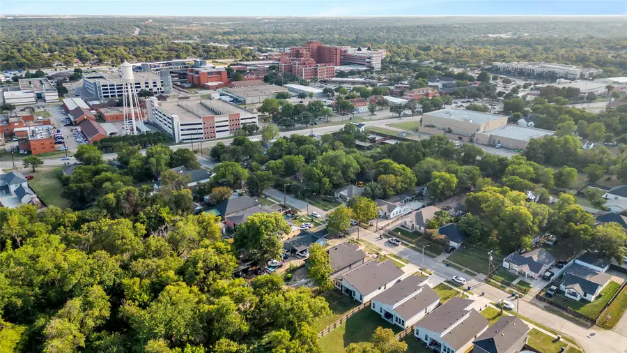 4218 Easter Avenue, Dallas, TX 75216 - Image #2