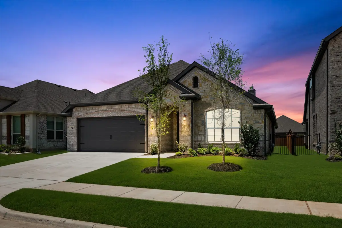 7745 Gatevine Avenue, Joshua, TX 76058 - Image #1