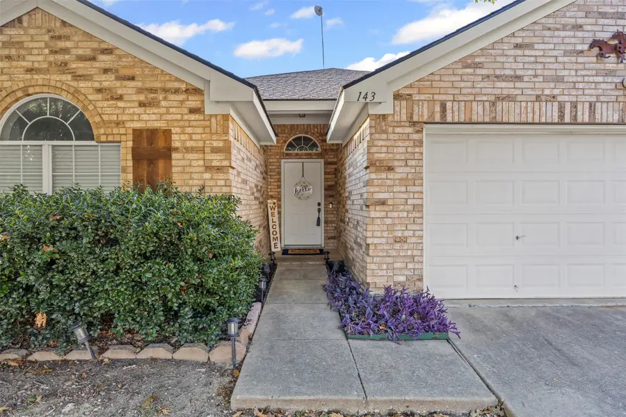 143 Oregon Trail, Waxahachie, TX 75167 - Image #2
