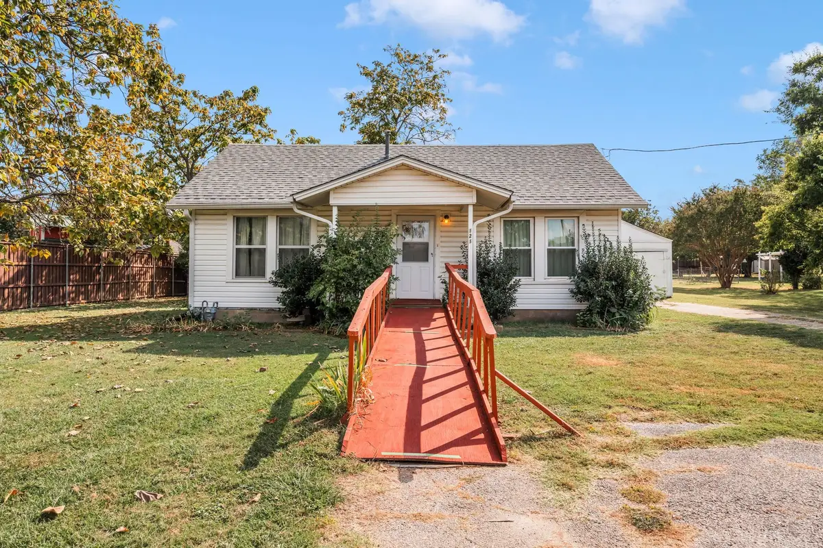 121 Cheek Sparger Road, Colleyville, TX 76034 - Image #1