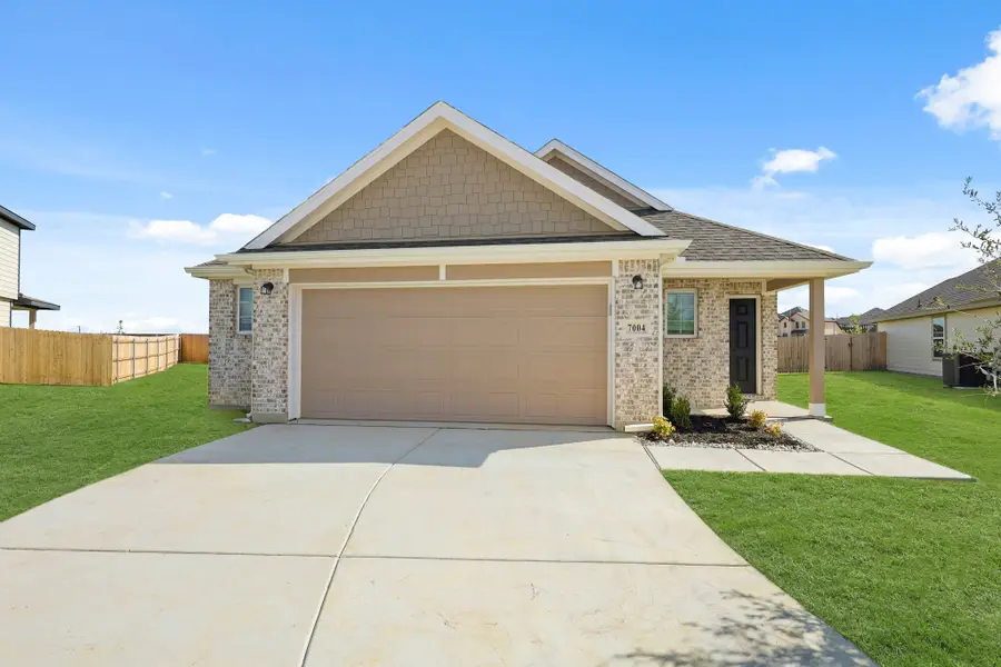 7004 Trestle Street, Fort Worth, TX 76036 - Image #2