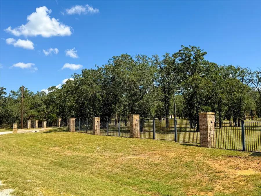 114 Redtail Court, Weatherford, TX 76088 - Image #3