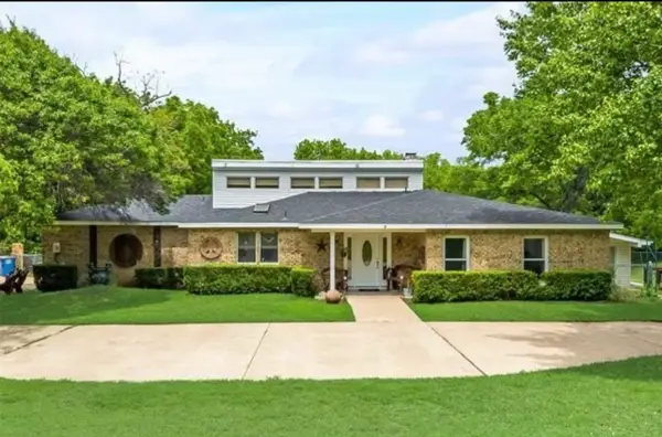 6049 W Red Bird Lane, Dallas, TX 75236