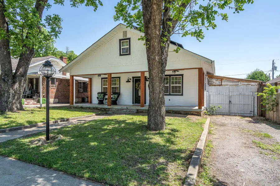 2706 Bomar Avenue, Fort Worth, TX 76103 - Image #2