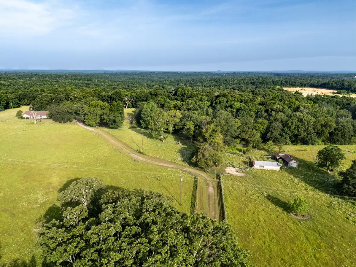 8124 Locust Road, Gilmer, TX 75645 - Image #1