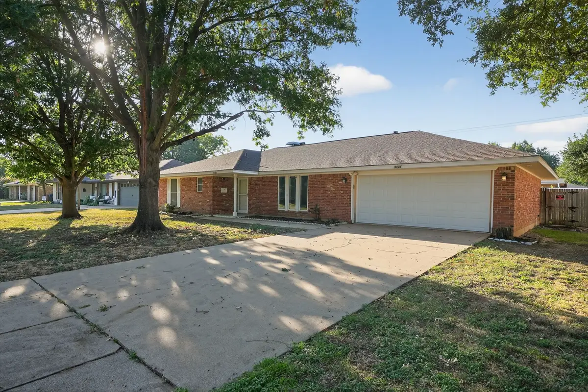 5121 Whistler Drive, Fort Worth, TX 76133 - Image #1