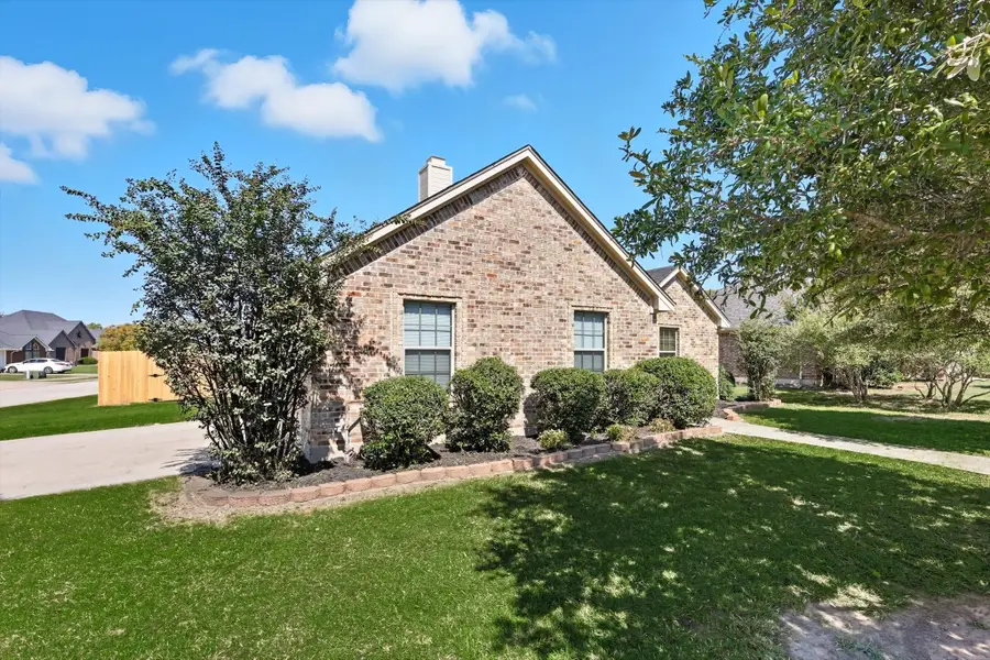 100 Turtle Dove, Krum, TX 76249 - Image #2
