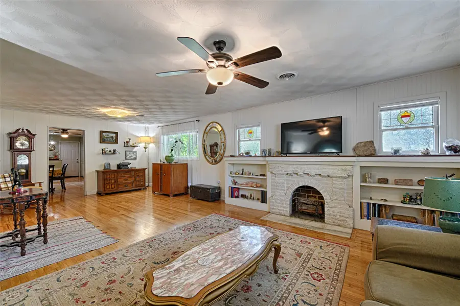 2438 Sharon Street, Dallas, TX 75211 - Image #3