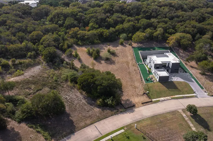 2438 Creekwood Drive, Cedar Hill, TX 75104 - Image #2