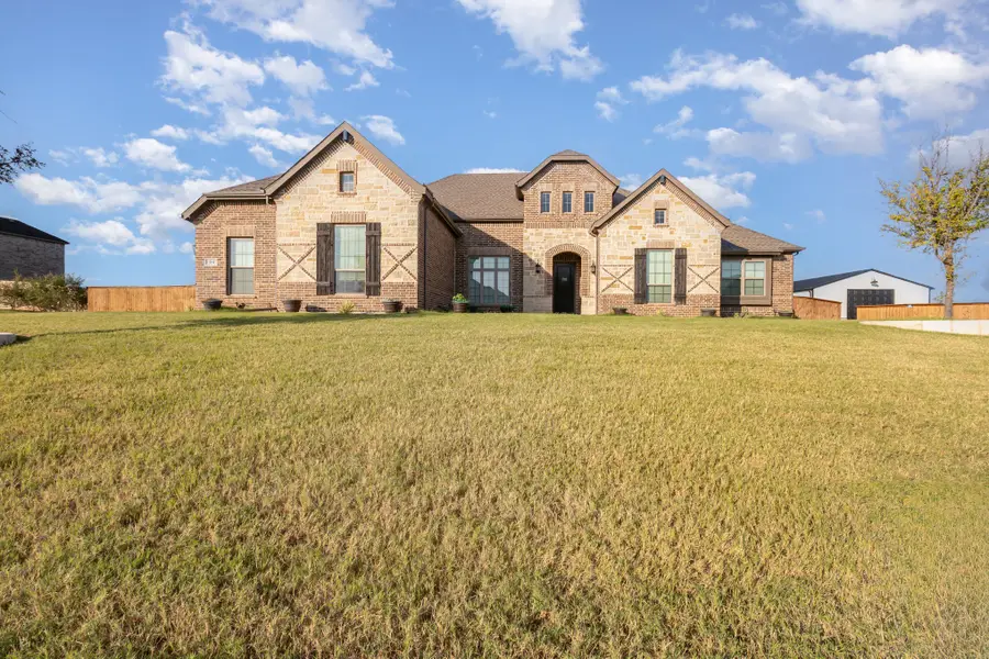 351 Evening Fire Drive, Waxahachie, TX 75167 - Image #2