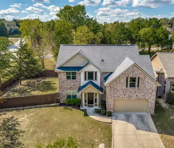 208 Greenway Bend, Pottsboro, TX 75076