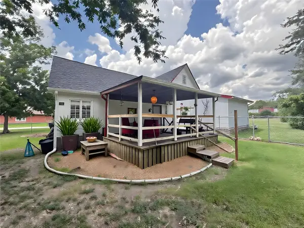 311 S Main Street, Milford, TX 76670