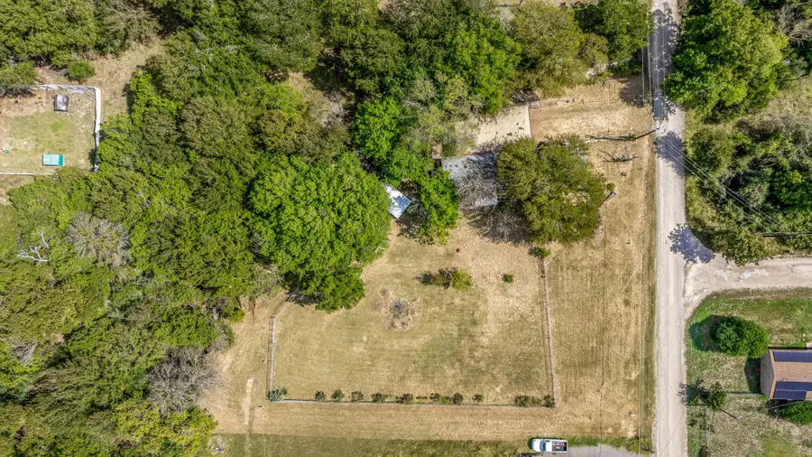 3714 Utah Trail, Granbury, TX 76048 - Image #2