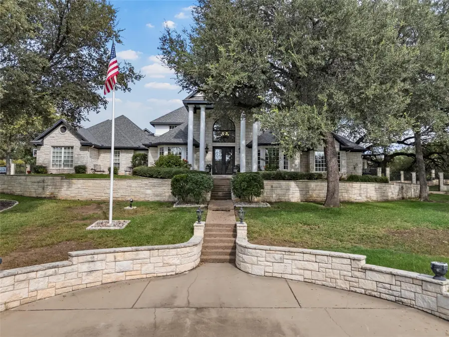 417 Keys Creek Drive, Waco, TX 76708 - Image #2