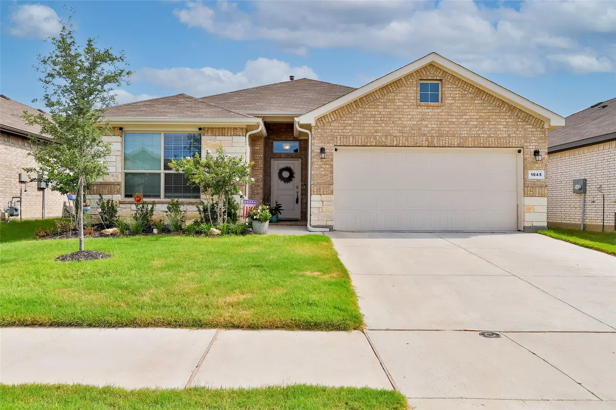 1045 Kirkham Way, Justin Roanoke, TX 76247 - Image #1