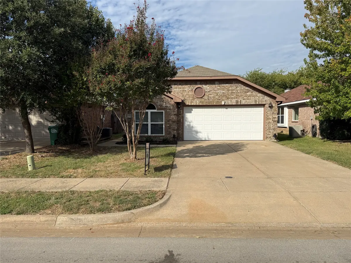 4305 Hayes, Denton, TX 76207 - Image #1