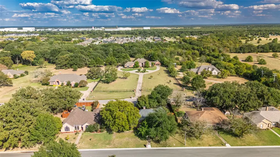 11105 Trafalgar Drive, Greenville, TX 75402 - Image #3