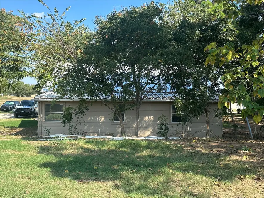 2764 W Highway 199, Springtown, TX 76082 - Image #3