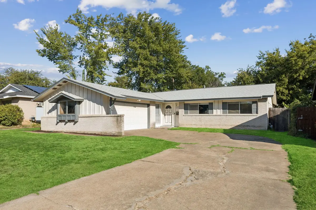 3209 Seaside Street, Irving, TX 75062 - Image #1