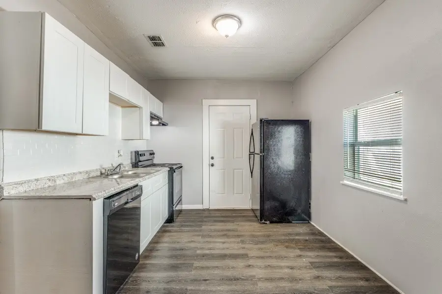 638 Gilcrease Street, Van Alstyne, TX 75495 - Image #2