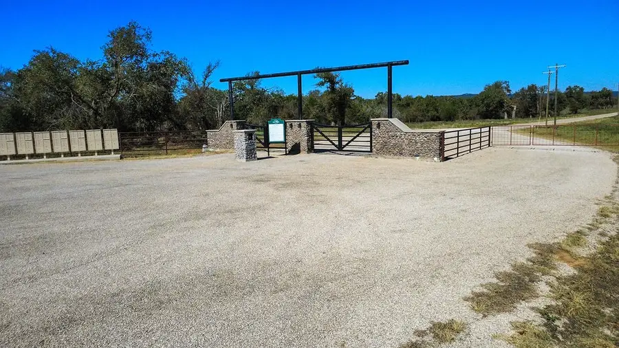 170 Wooded Crest Drive, Palo Pinto, TX 76484 - Image #3