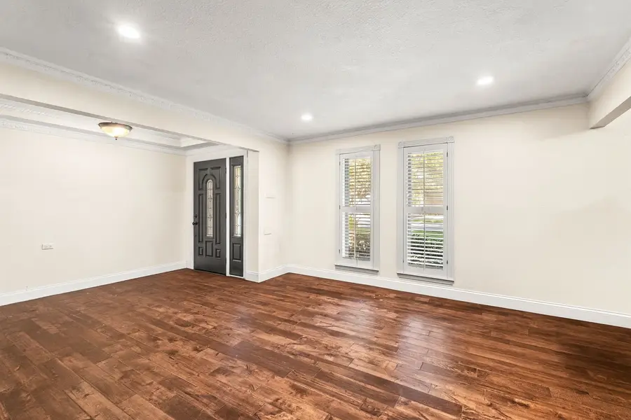 9552 Timberleaf Drive, Dallas, TX 75243 - Image #2