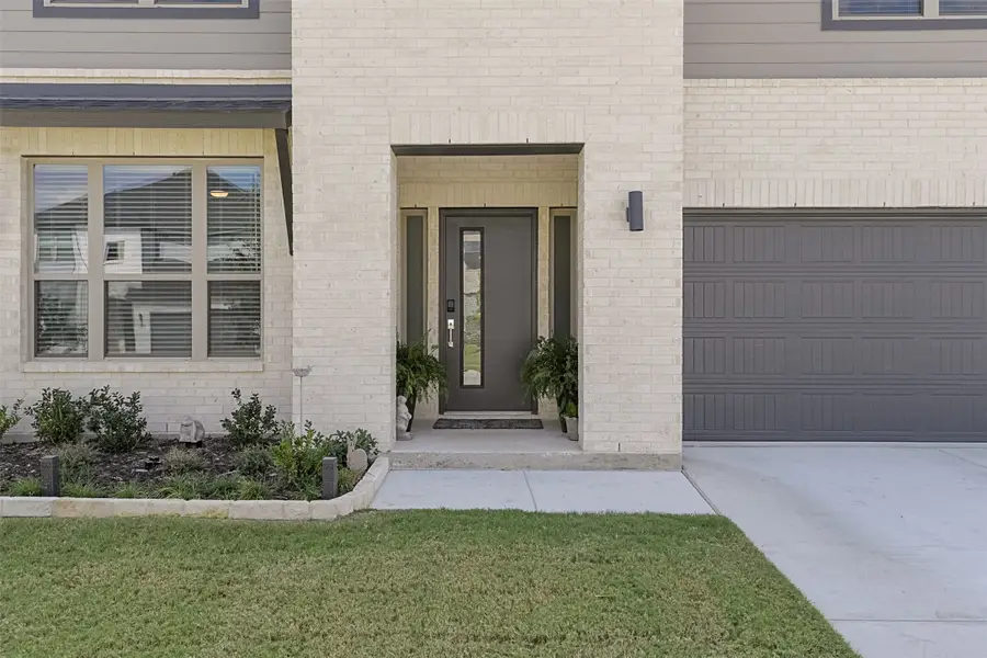 540 Moonrise Street, Waxahachie, TX 75165 - Image #2