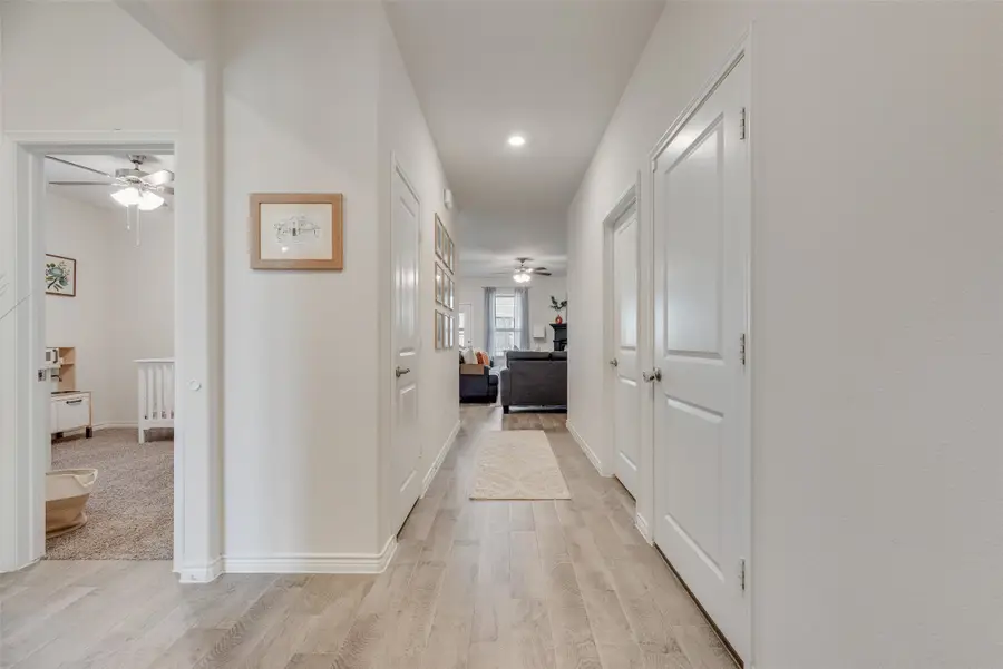 10613 Ponderosa Trail, Aubrey, TX 76227 - Image #3