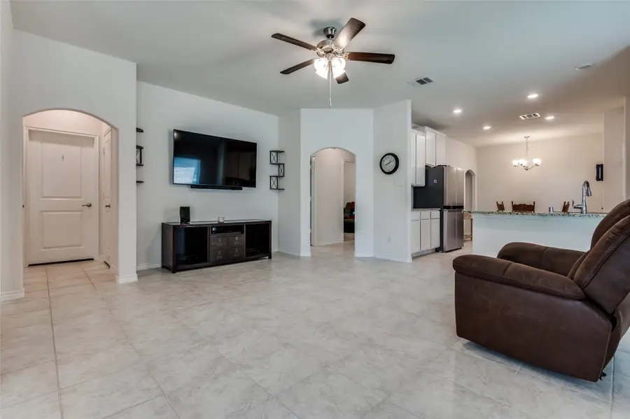 105 Mojave Way, Red Oak, TX 75154 - Image #2