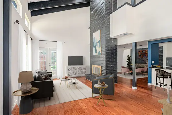 3175 Golden Oak, Farmers Branch, TX 75234