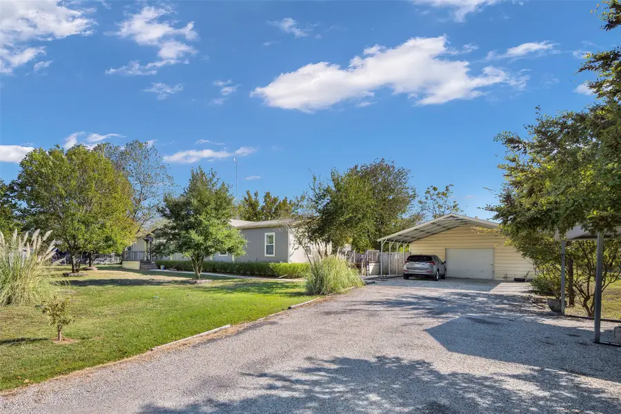 2466 Baywood Drive, Wills Point, TX 75169 - Image #2