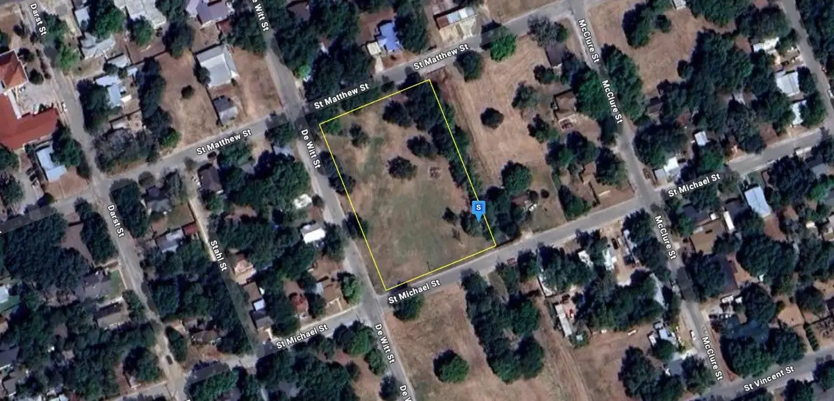 218 De Witt Street, Gonzales, TX 78629 - Image #1