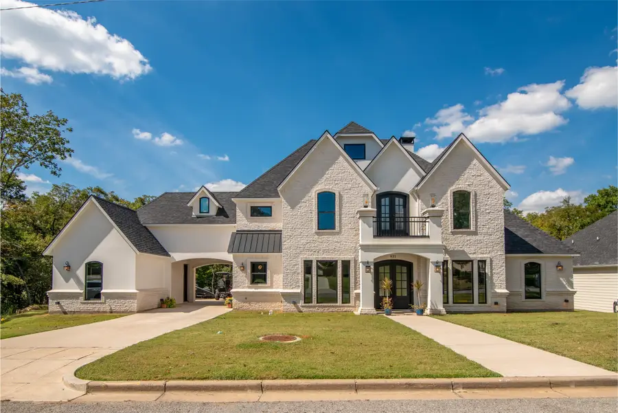 931 Waterloo Lake Drive, Denison, TX 75020 - Image #2